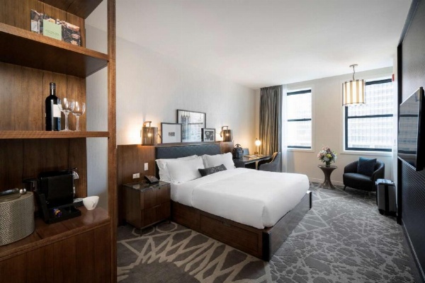 LondonHouse Chicago, Curio Collection by Hilton image 54