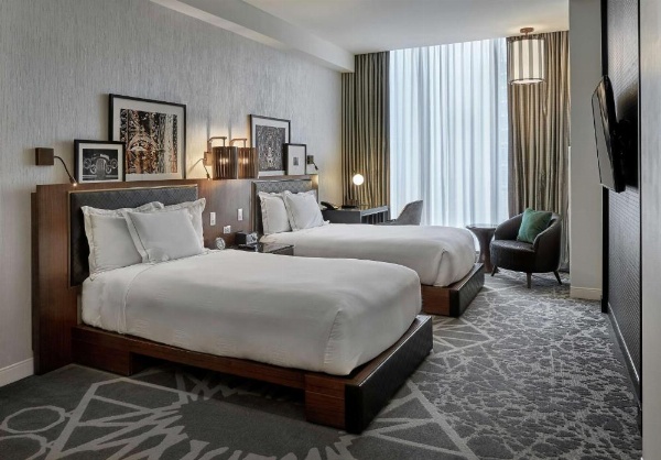 LondonHouse Chicago, Curio Collection by Hilton image 56